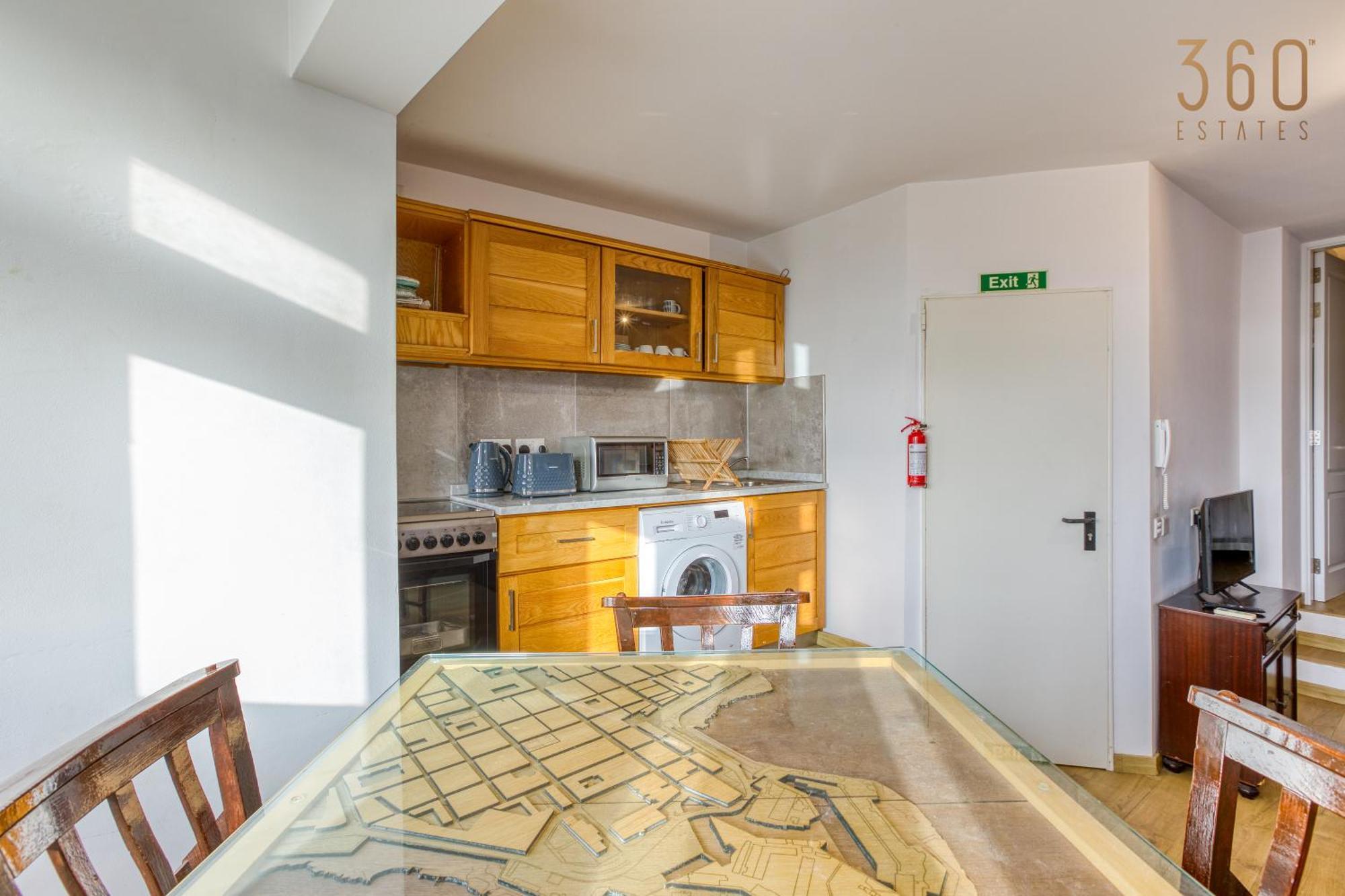 Comfortable 1Br Home With Maltese Balcony In Valletta By 360 Estates エクステリア 写真