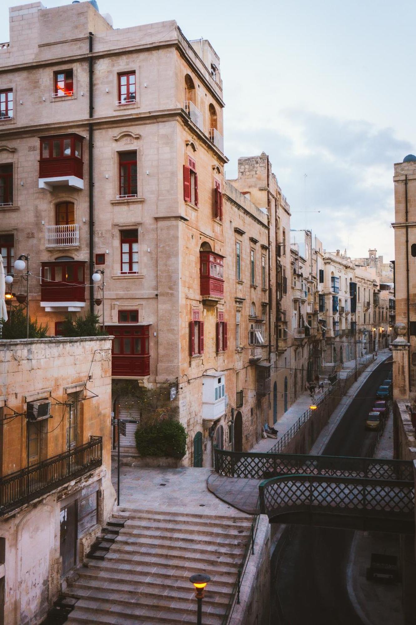 Comfortable 1Br Home With Maltese Balcony In Valletta By 360 Estates エクステリア 写真